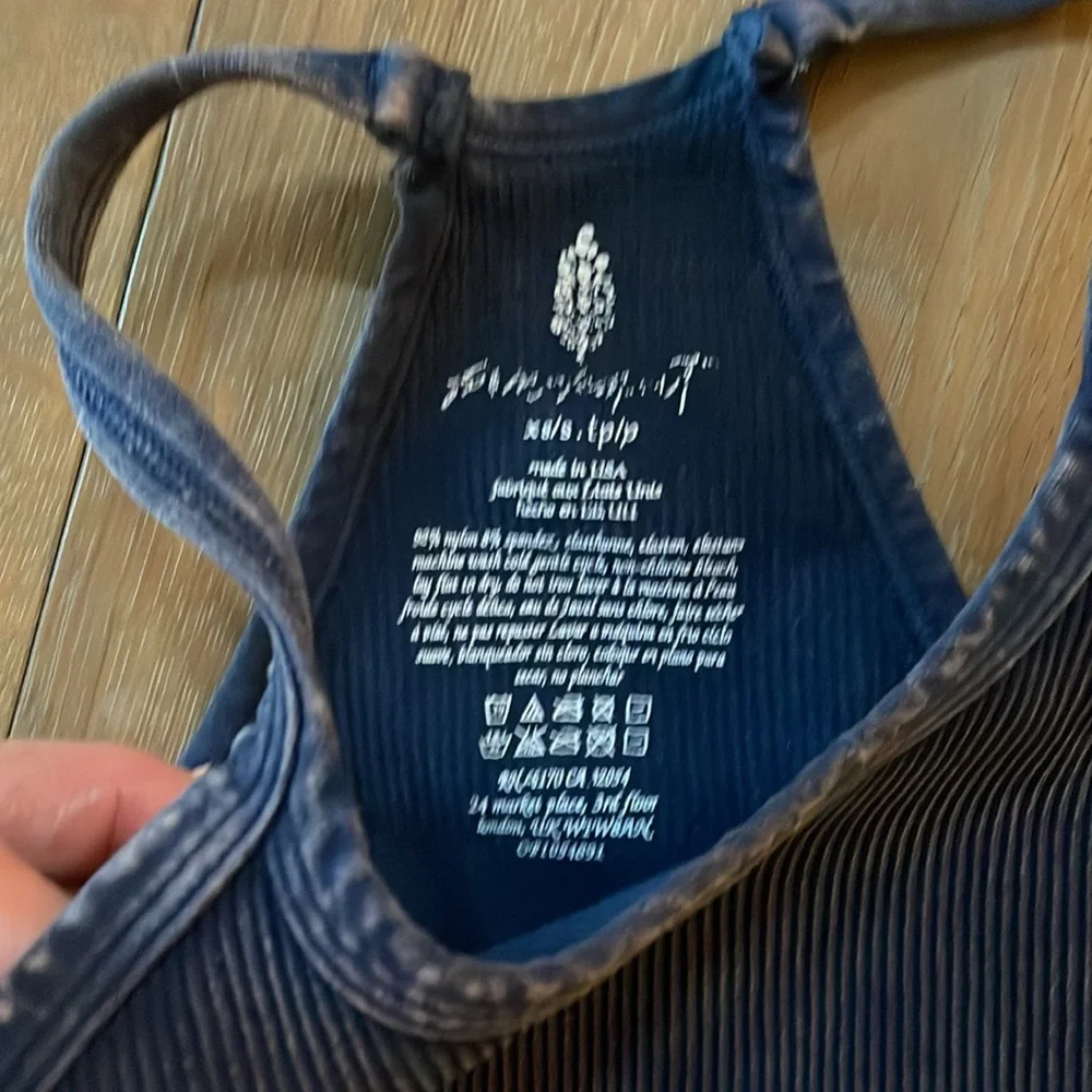 NWOT Free People Happiness Runs Crop- Set of 2 - Picture 7 of 13